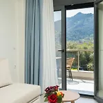 Melies Aparthotel 3*