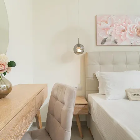 Апарт-отель Mellies 3*