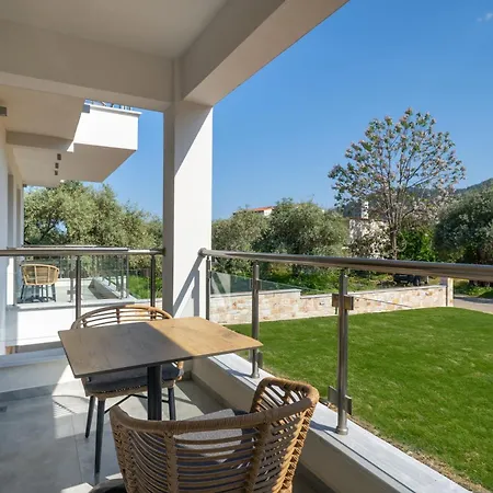 Апарт-отель Mellies 3*